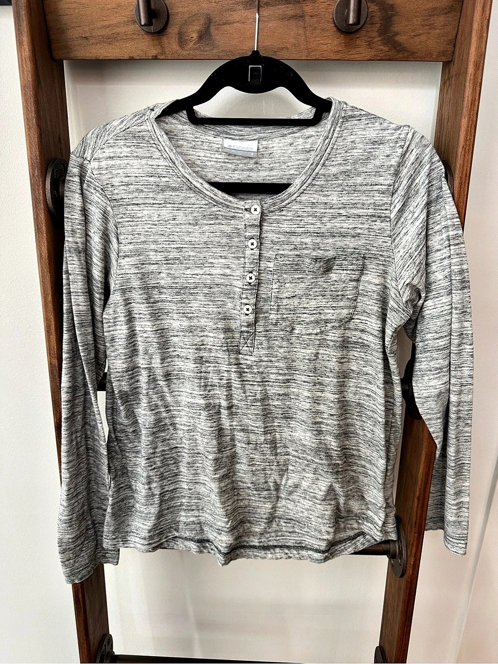 Columbia Men'Small Gray Henley Long Sleeve Size Small